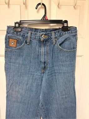 Cinch Women's Light Blue Straight Leg Jeans